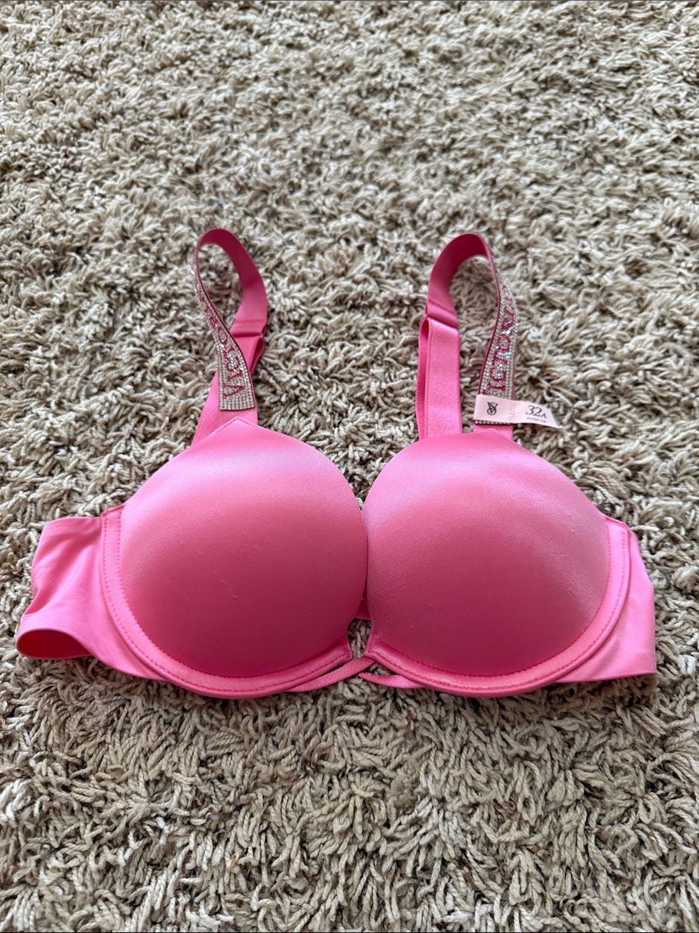 Victoria’s Secret shine strap bombshell bra